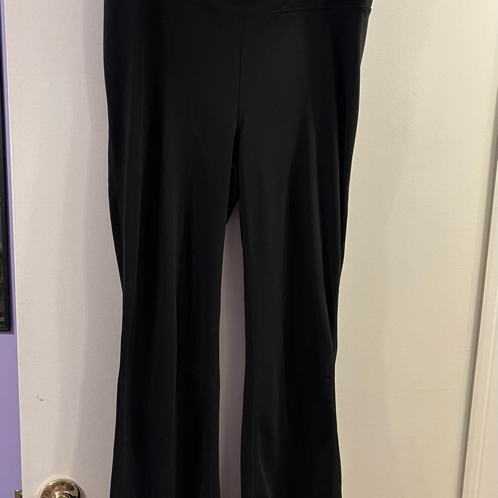 Gaiam yoga pants. EUC   Size XL - Picture 2 of 5